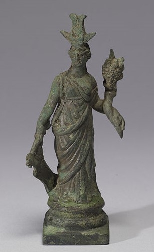 minority religion Isis Fortuna (2)
